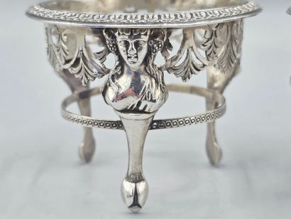 Martial GAUTHIER 
Paire de salières en argent,...