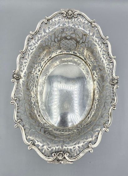 PAYS-BAS (vers 1898-1925)
Corbeille en argent...