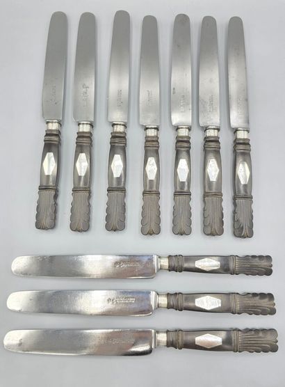 Service de 10 couteaux de table manches ébène,...