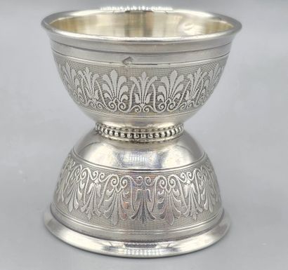 TALLOIS & MAYENCE
Coquetier en argent de...