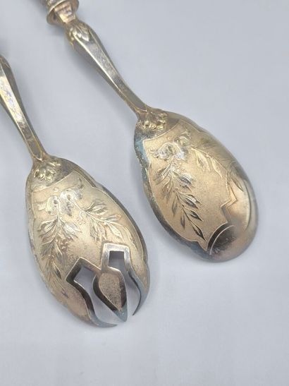 Set of silver-plated metal items including:
-...