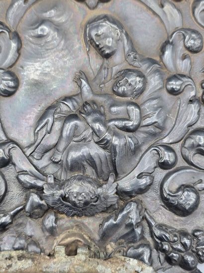 ANVERS, XVIIIème siècle.
Bénitier en argent...