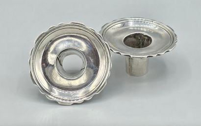LILLE XVIIIe
Paire de bobèches en argent...