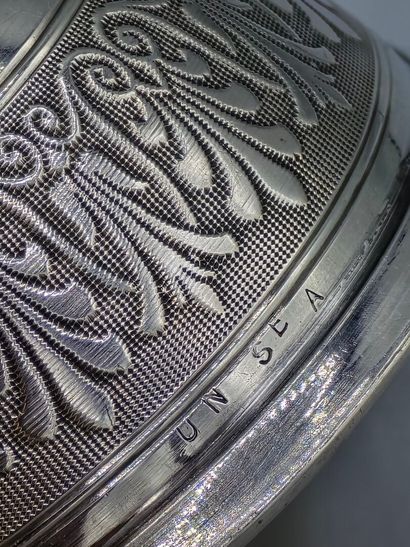 TALLOIS & MAYENCE
Coquetier en argent de...