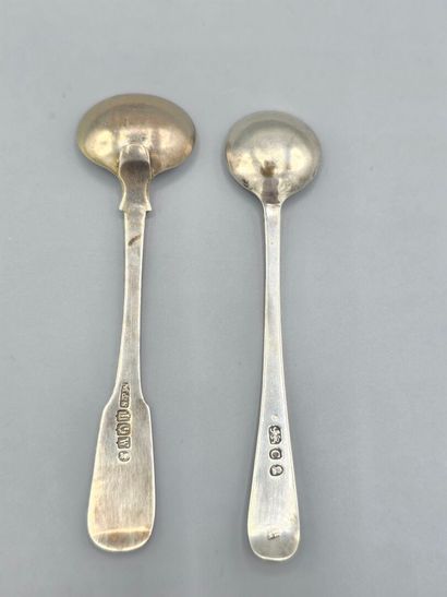 ANGLETERRE, XIXème siècle.
Deux louches à...