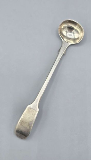 LONDRES, 1844
Grande louchette à sel/crème...