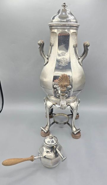 TETARD Freres 
Samovar en métal argenté avec...
