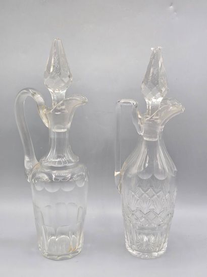 White crystal lot: 2 decanters and various...
