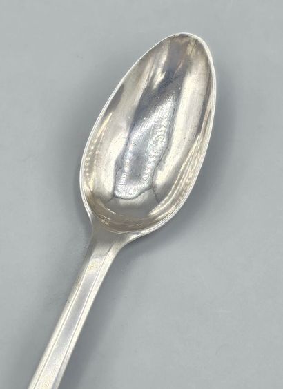 La Rochelle 1765.

Cuillère de table en argent...