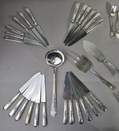 ORBRILLE
A Louis XV style silver-plated metal...