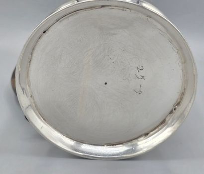LONDRES 1706-07
Rare chocolatière en argent...