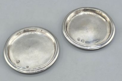 Paire de dessous de verres en argent d'époque...