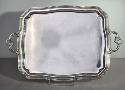 Rectangular top in a filets contour design.
Handles...