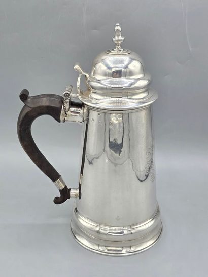LONDRES 1706-07
Rare chocolatière en argent...