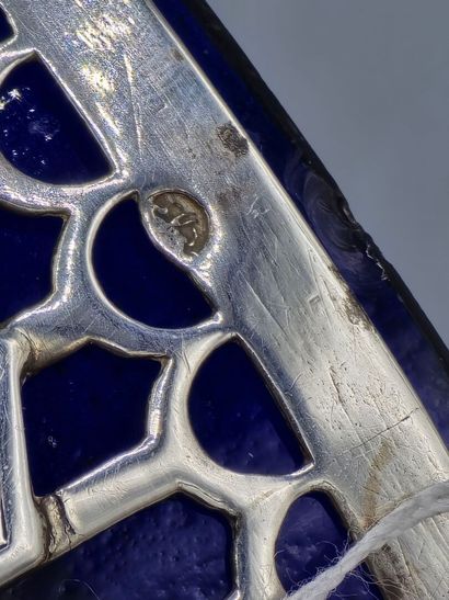 PARIS 1789 
Salière en argent de forme ovale,...