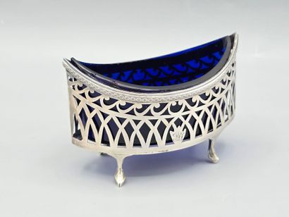 PARIS 1798-1809
Salière en argent d'époque...