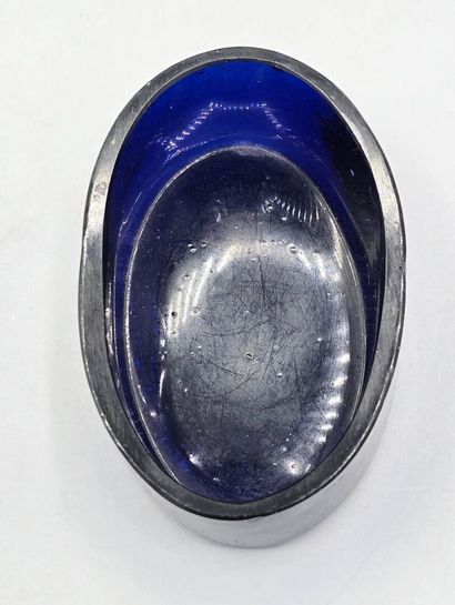PARIS 1789 
Salière en argent de forme ovale,...