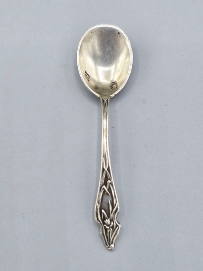 RAVINET DENFER
Saleron en argent de style...