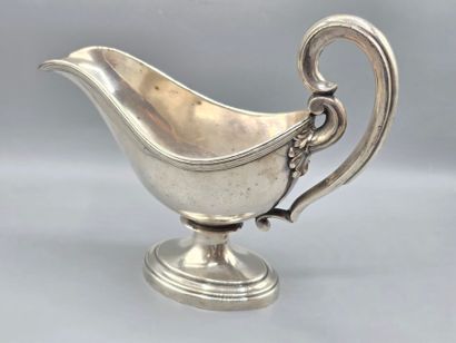 Henry KINDBERG
Lourde saucière 