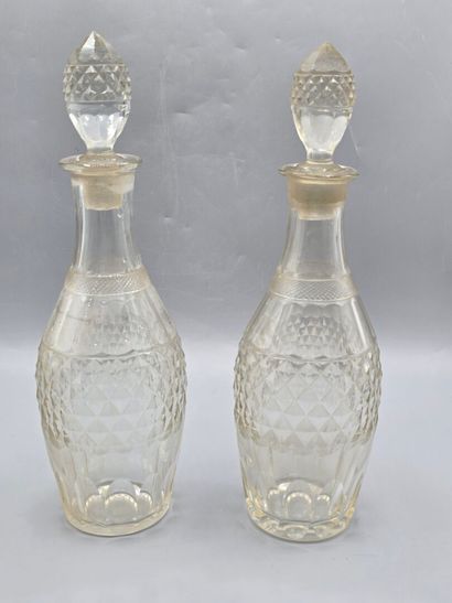 Set of three pairs of crystal decanters (2...