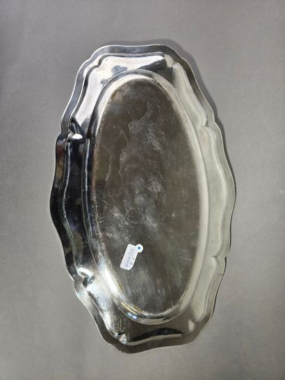 Large oval silver plated dish of filets contours...