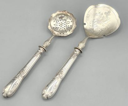 Silver-plated strawberry set with 2 serving...