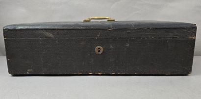 Grand coffret de ménagère en bois, au couvercle...