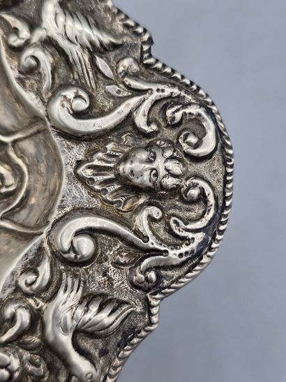 Coupe ou sucrier formant table miniature...