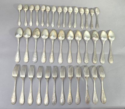 ORBRILLE
Louis XVI style silver-plated cutlery...