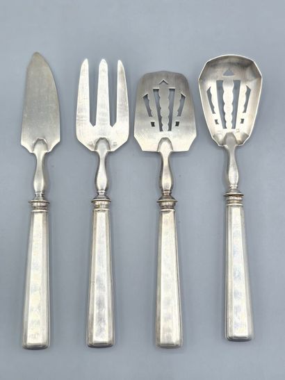 4-piece silver-plated mignardise service
L.:...