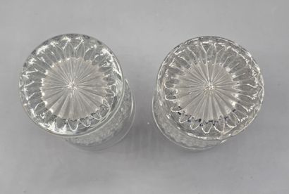 Set of three pairs of crystal decanters (2...