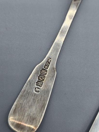 ANGLETERRE, XIXème siècle.
Deux louches à...