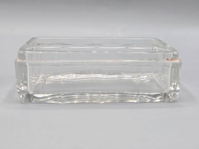 Deux boîtes en cristal aux couvercles en...