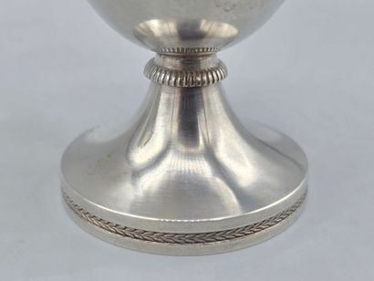 Paire de moutardiers en argent (?)ou métal...