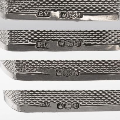 VINERS LTD 
Suite de 8 ronds de serviette...