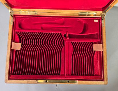 AUCOC: 
Two large menagère boxes forming...