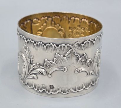 Emile HUIGNARD
Rond de serviette en argent...