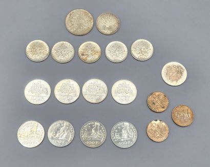 FRANCE.
Lot de pièces en argent dont:
- 1...