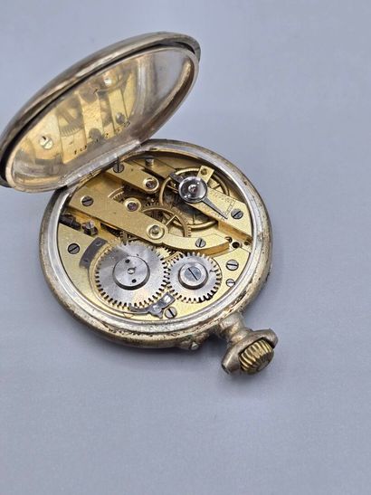 Lot de montres à gousset comprenant:
- une...
