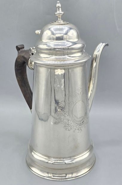LONDRES 1706-07
Rare chocolatière en argent...