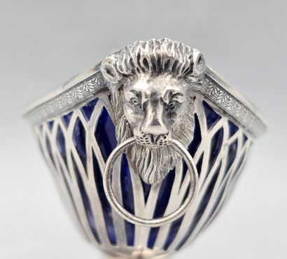 PARIS 1798-1806
Salière en argent d'époque...