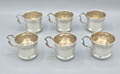 Armand FRENAIS
Service de 6 tasses et leurs...