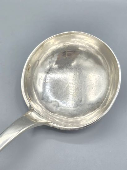 Meaux 1778-82.

Grande louche en argent de...