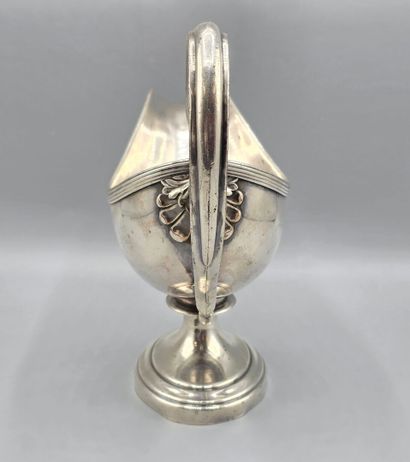 Henry KINDBERG
Lourde saucière 