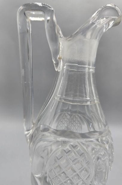 Set of three pairs of crystal decanters (2...