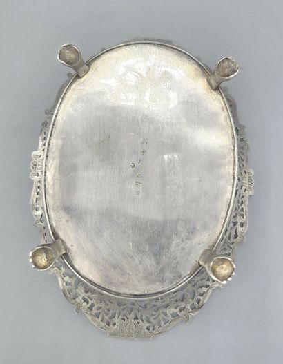 PAYS-BAS (vers 1898-1925)
Corbeille en argent...