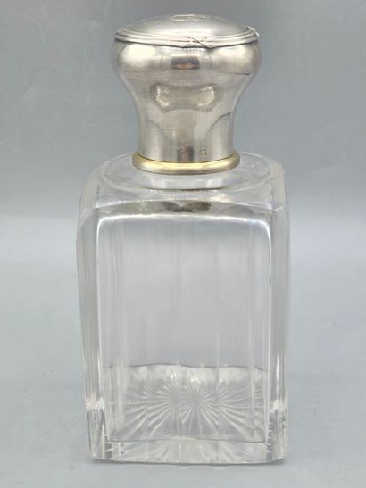 Ernest Petit.

Grand flacon à parfum en cristal...