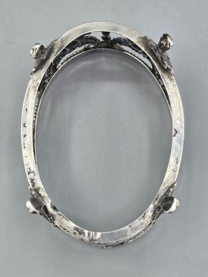 HARLEUX

Salière en argent de forme ovale,...