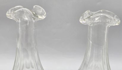 Miscellaneous lot of blue and white crystal...