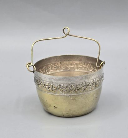 Set of 2 silver-plated tea-pass holders,...